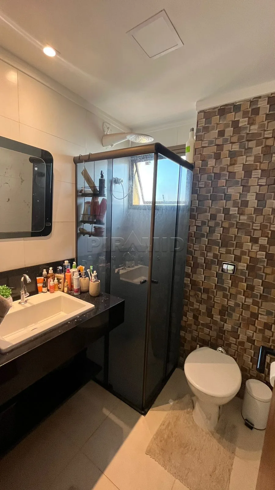 Alugar Apartamento / Padr&atilde;o em Ribeir&atilde;o Preto R$ 1.700,00 - Foto 13