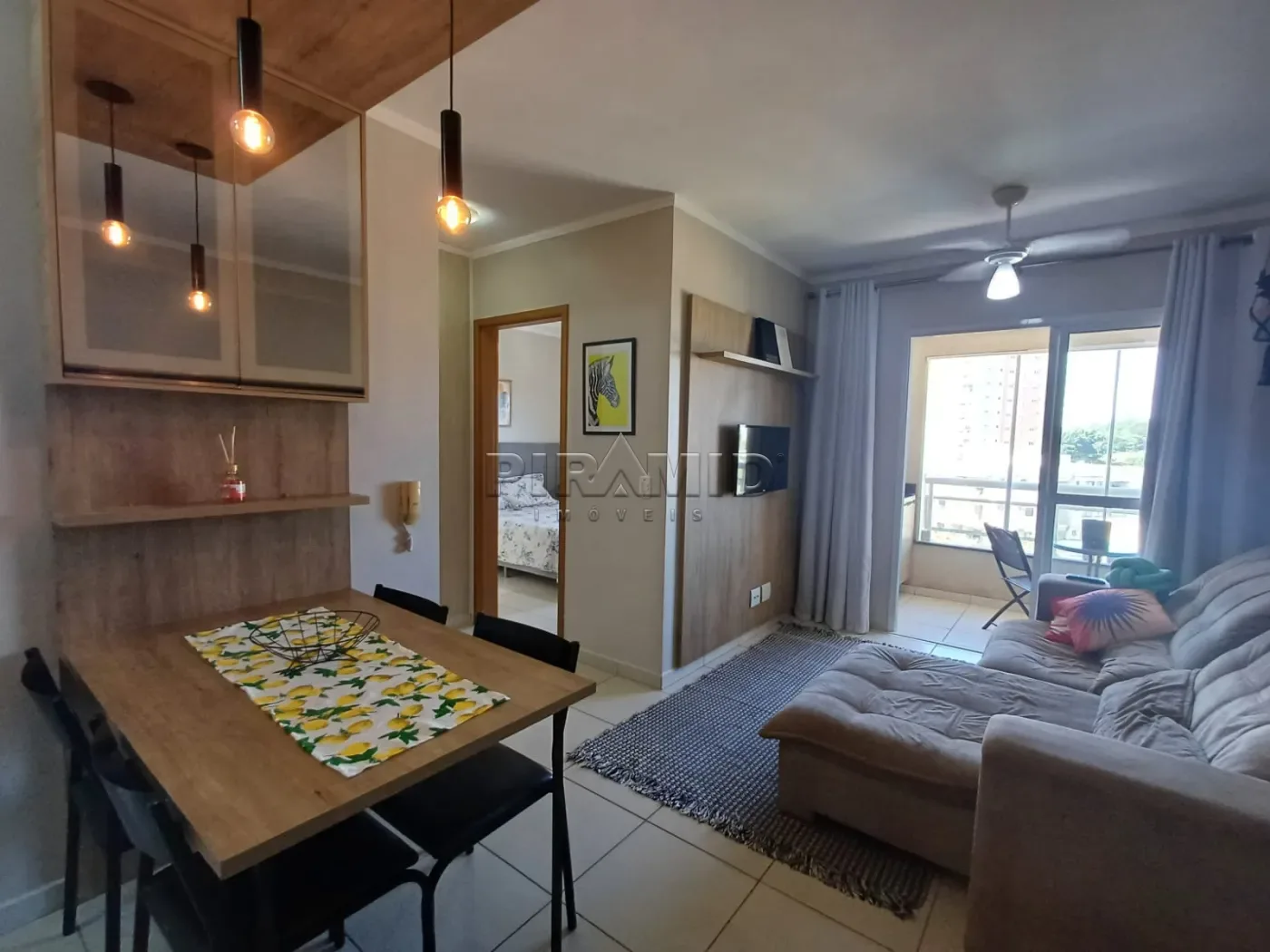 Alugar Apartamento / Padr&atilde;o em Ribeir&atilde;o Preto R$ 2.250,00 - Foto 1