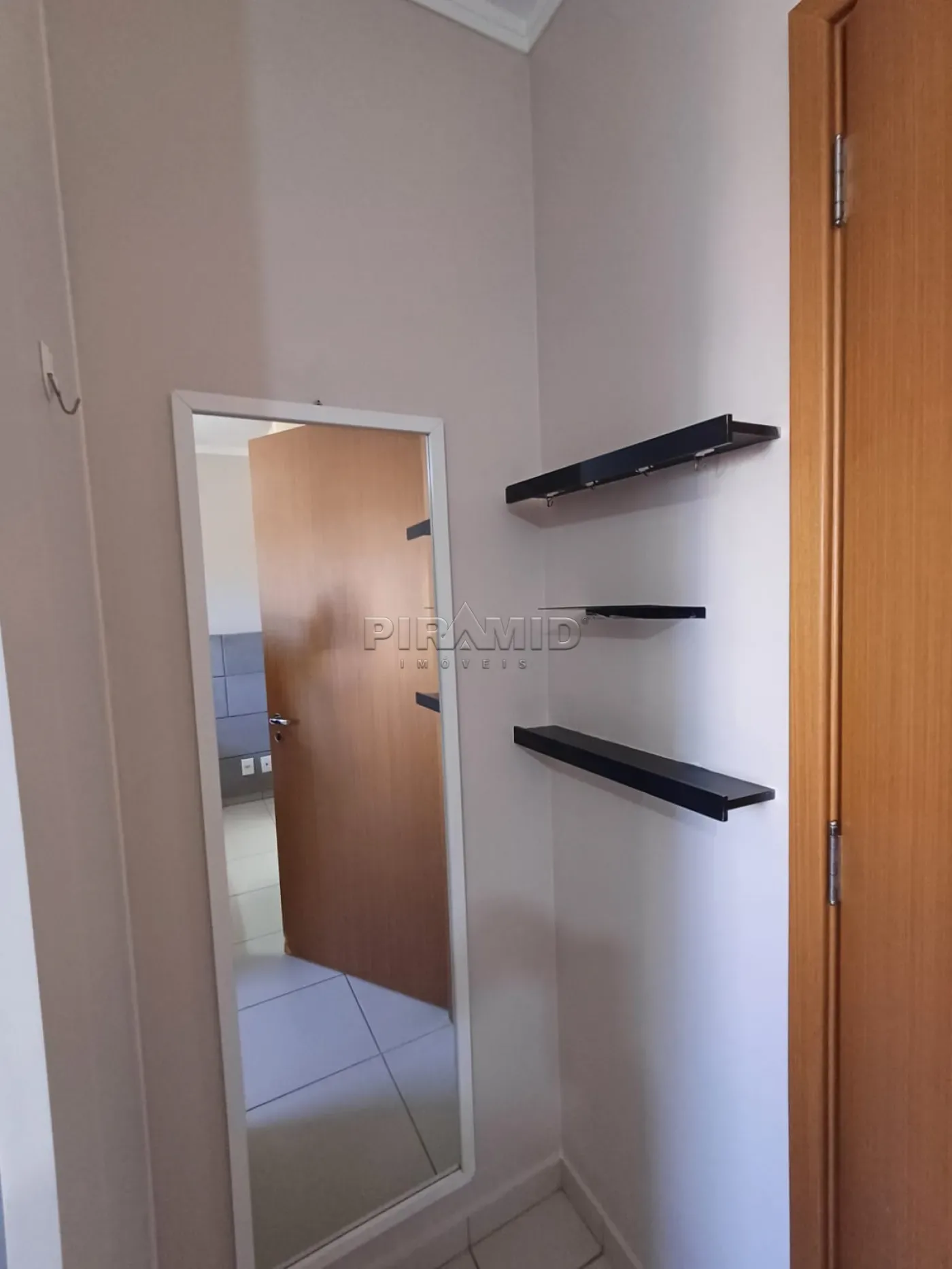 Alugar Apartamento / Padr&atilde;o em Ribeir&atilde;o Preto R$ 2.250,00 - Foto 16