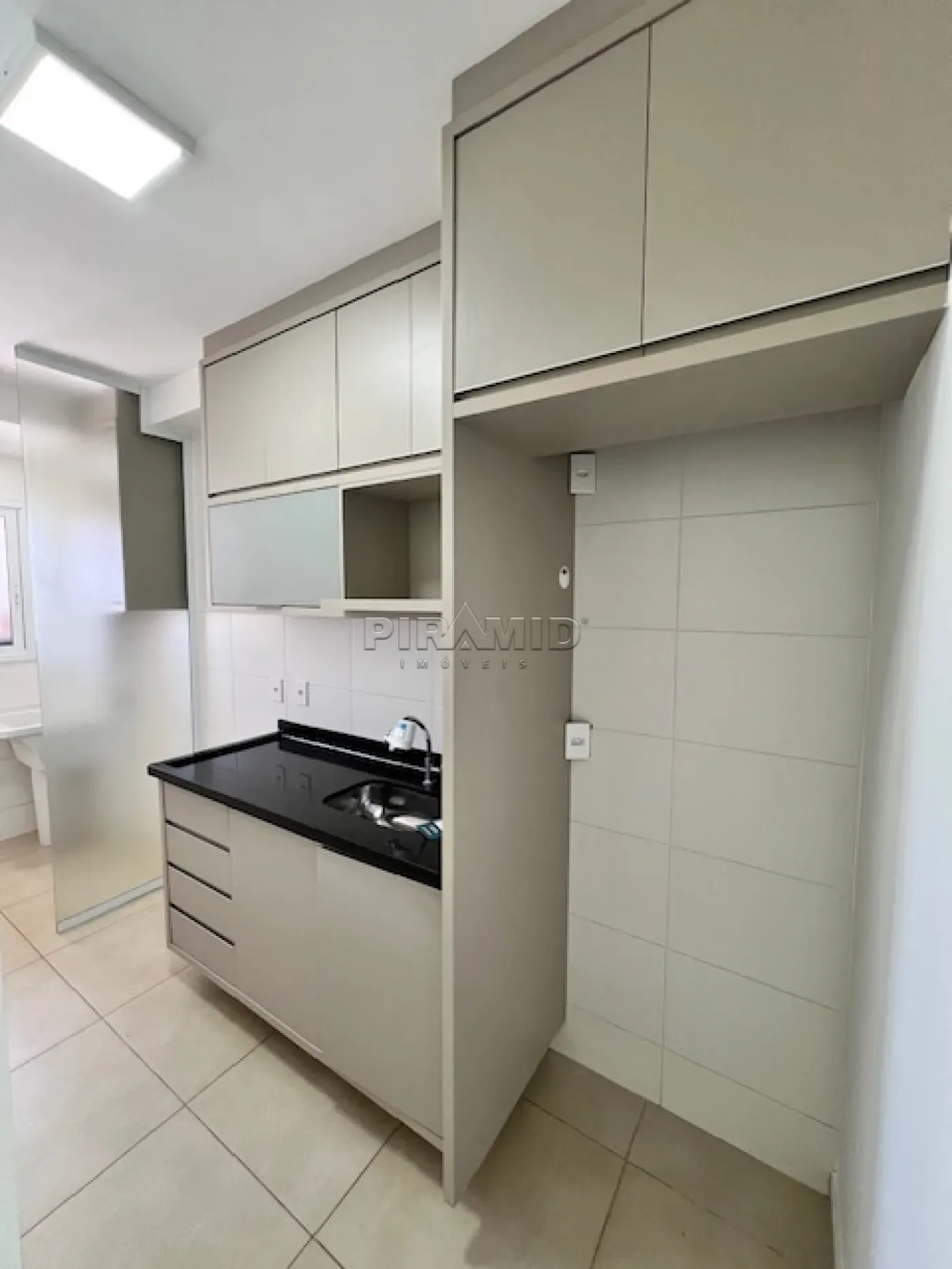 Alugar Apartamento / Padr&atilde;o em Ribeir&atilde;o Preto R$ 2.800,00 - Foto 14