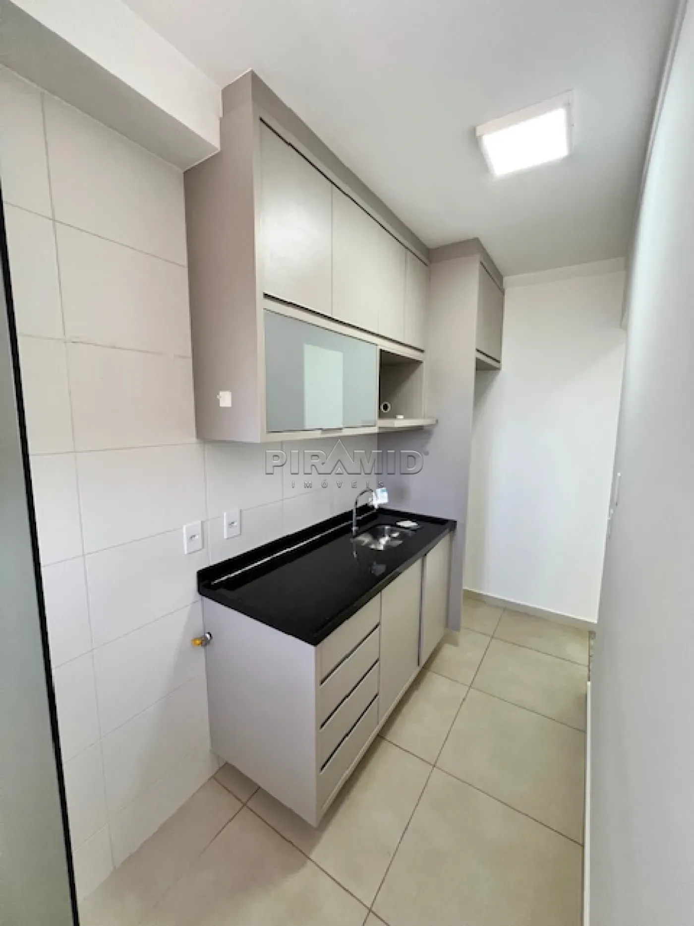Alugar Apartamento / Padr&atilde;o em Ribeir&atilde;o Preto R$ 2.800,00 - Foto 15