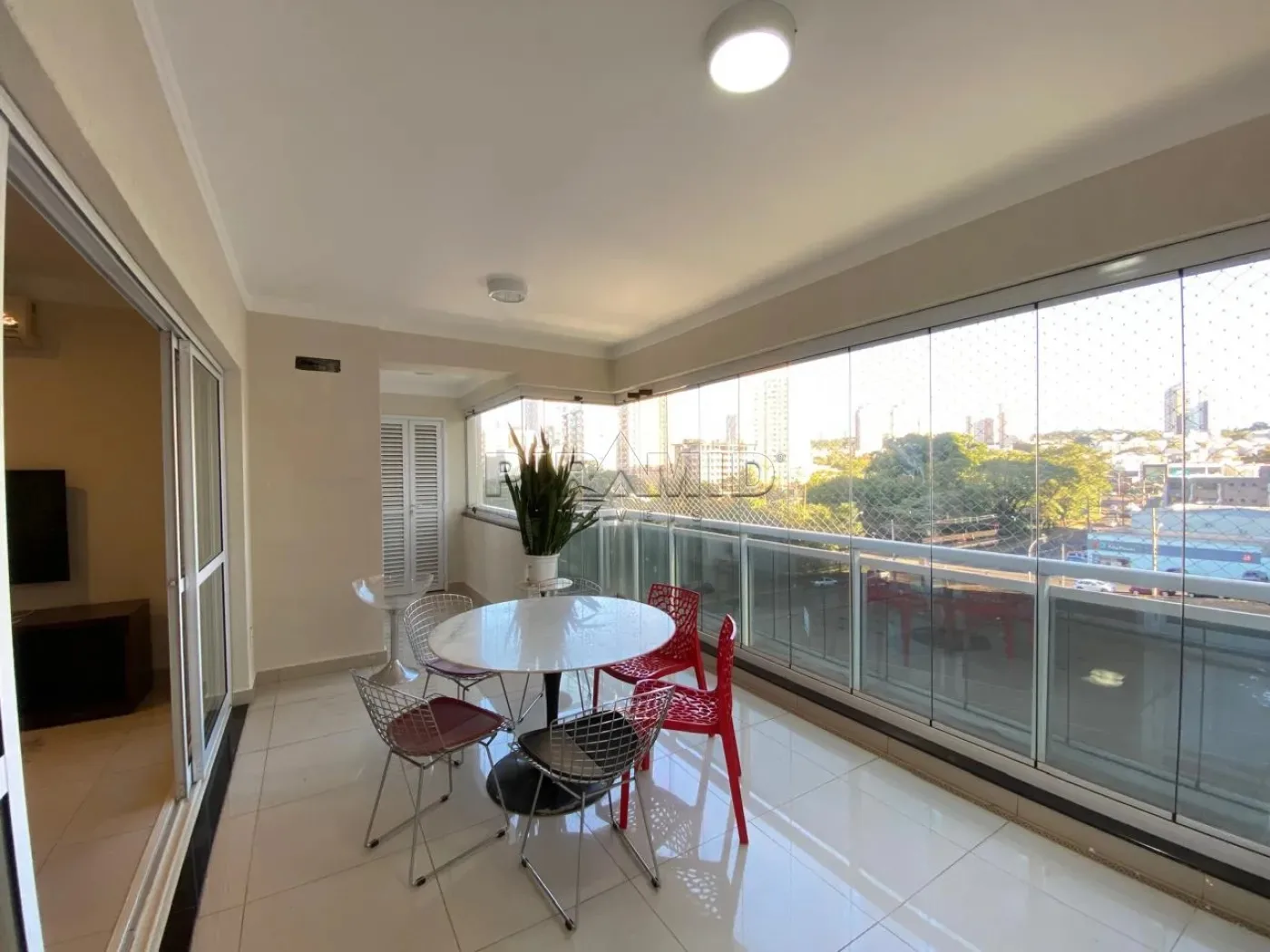 Alugar Apartamento / Padr&atilde;o em Ribeir&atilde;o Preto R$ 6.000,00 - Foto 5
