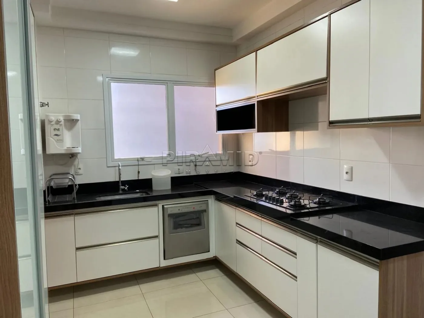 Alugar Apartamento / Padr&atilde;o em Ribeir&atilde;o Preto R$ 6.000,00 - Foto 18