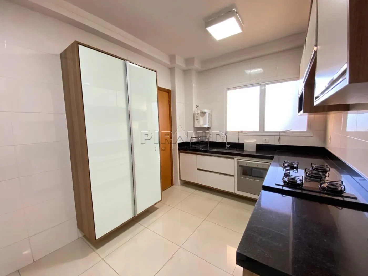 Alugar Apartamento / Padr&atilde;o em Ribeir&atilde;o Preto R$ 6.000,00 - Foto 19