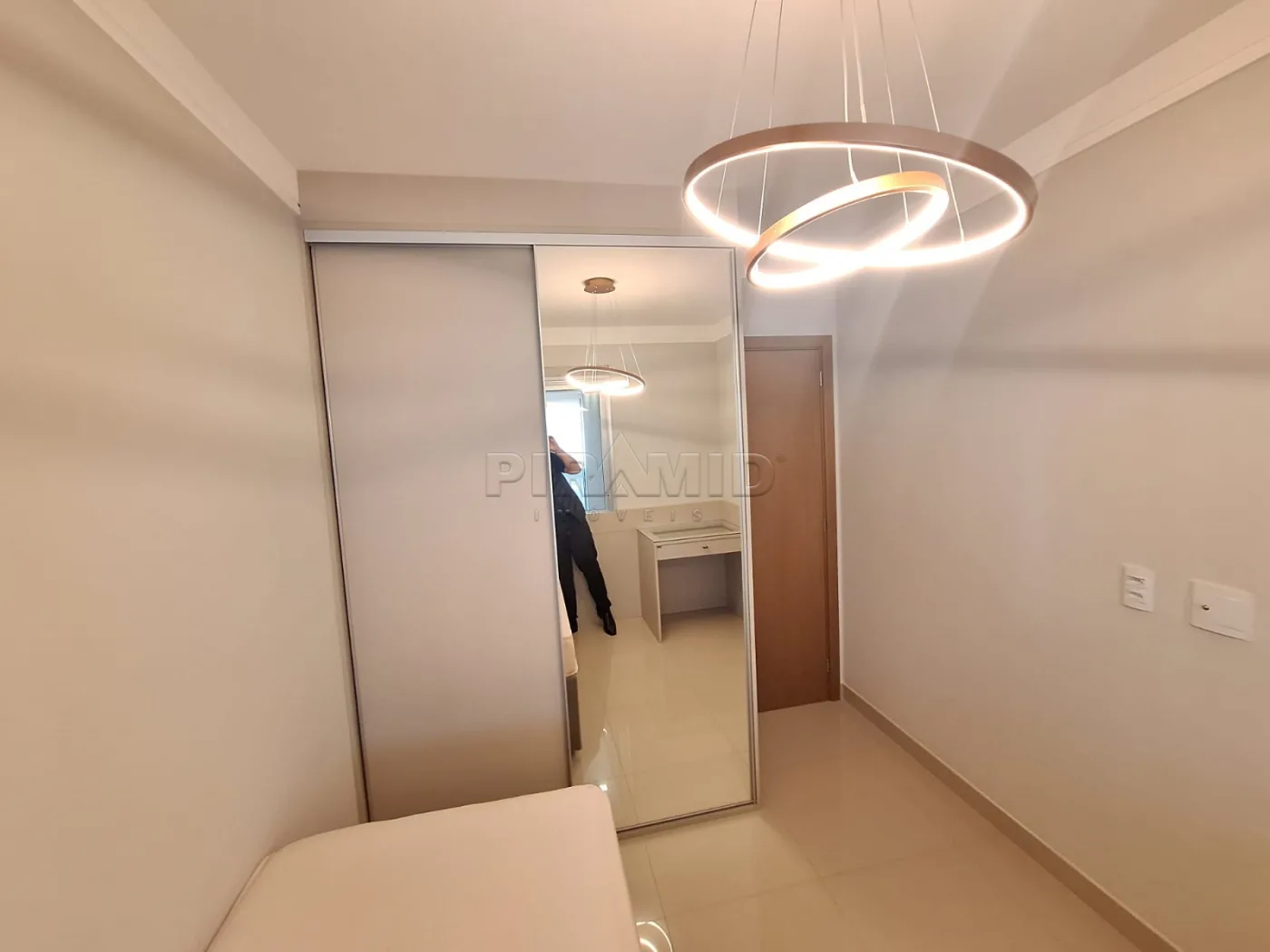 Alugar Apartamento / Padr&atilde;o em Ribeir&atilde;o Preto R$ 6.000,00 - Foto 14