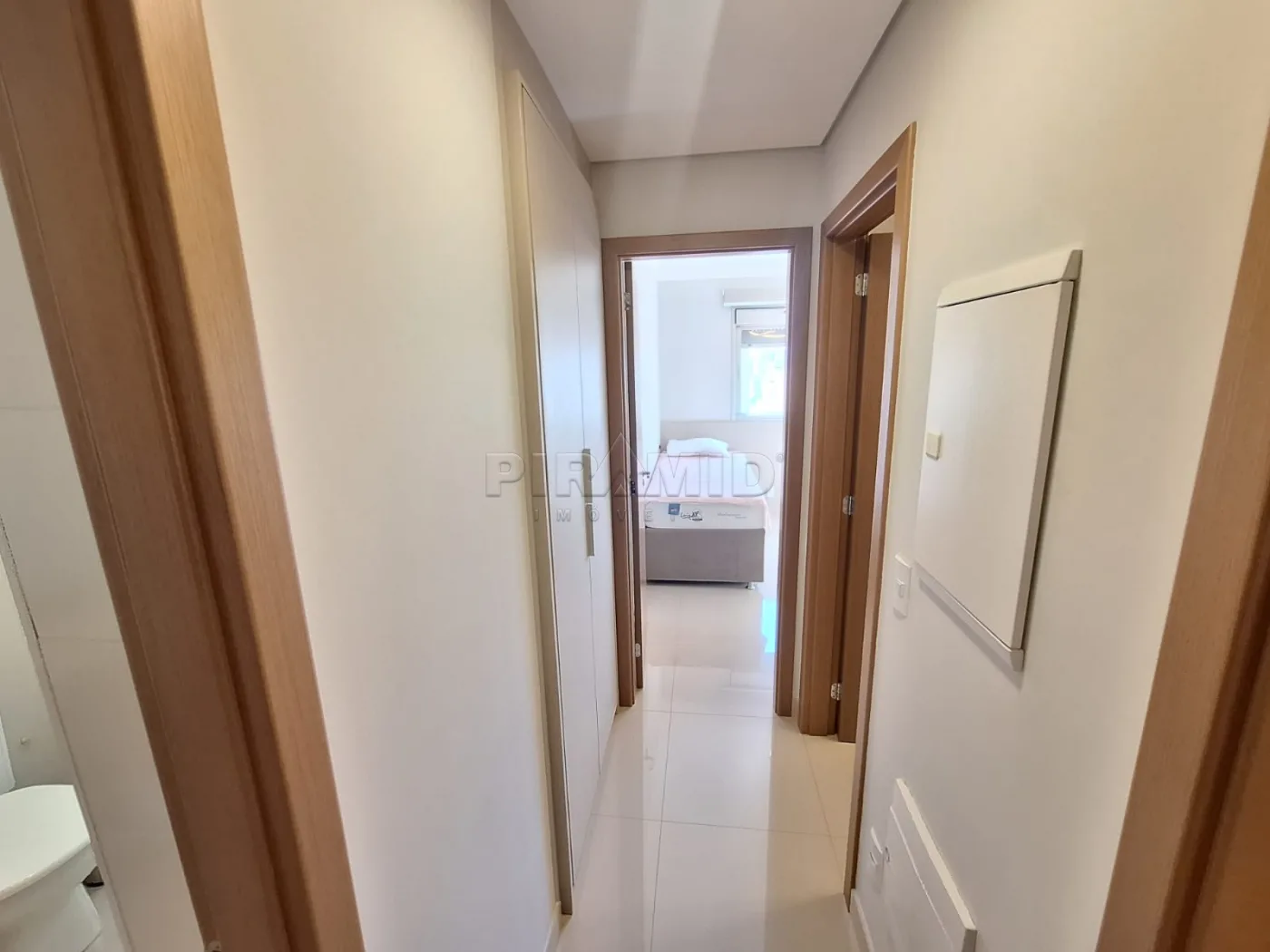 Alugar Apartamento / Padr&atilde;o em Ribeir&atilde;o Preto R$ 6.000,00 - Foto 17