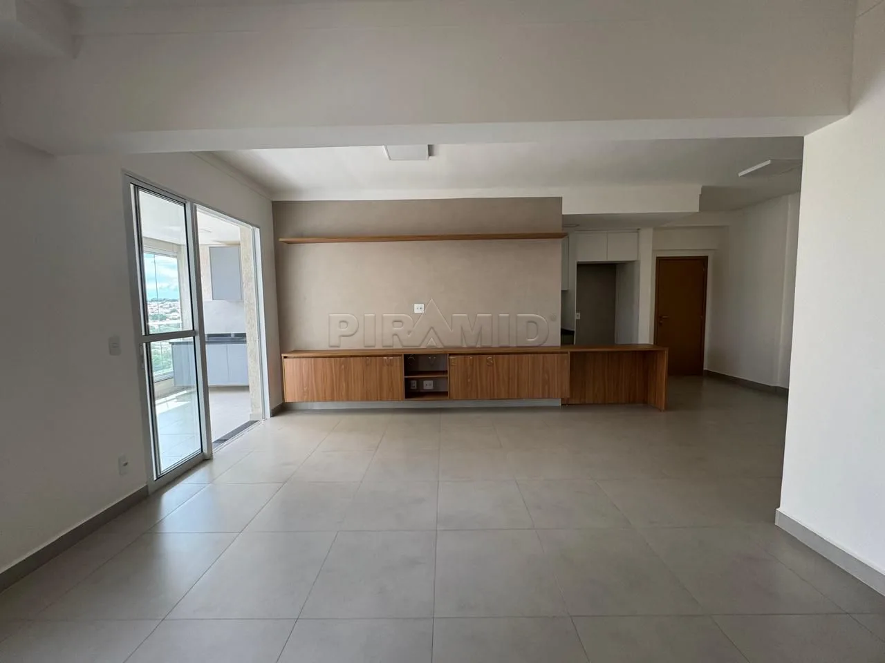 Alugar Apartamento / Padr&atilde;o em Ribeir&atilde;o Preto R$ 4.100,00 - Foto 1