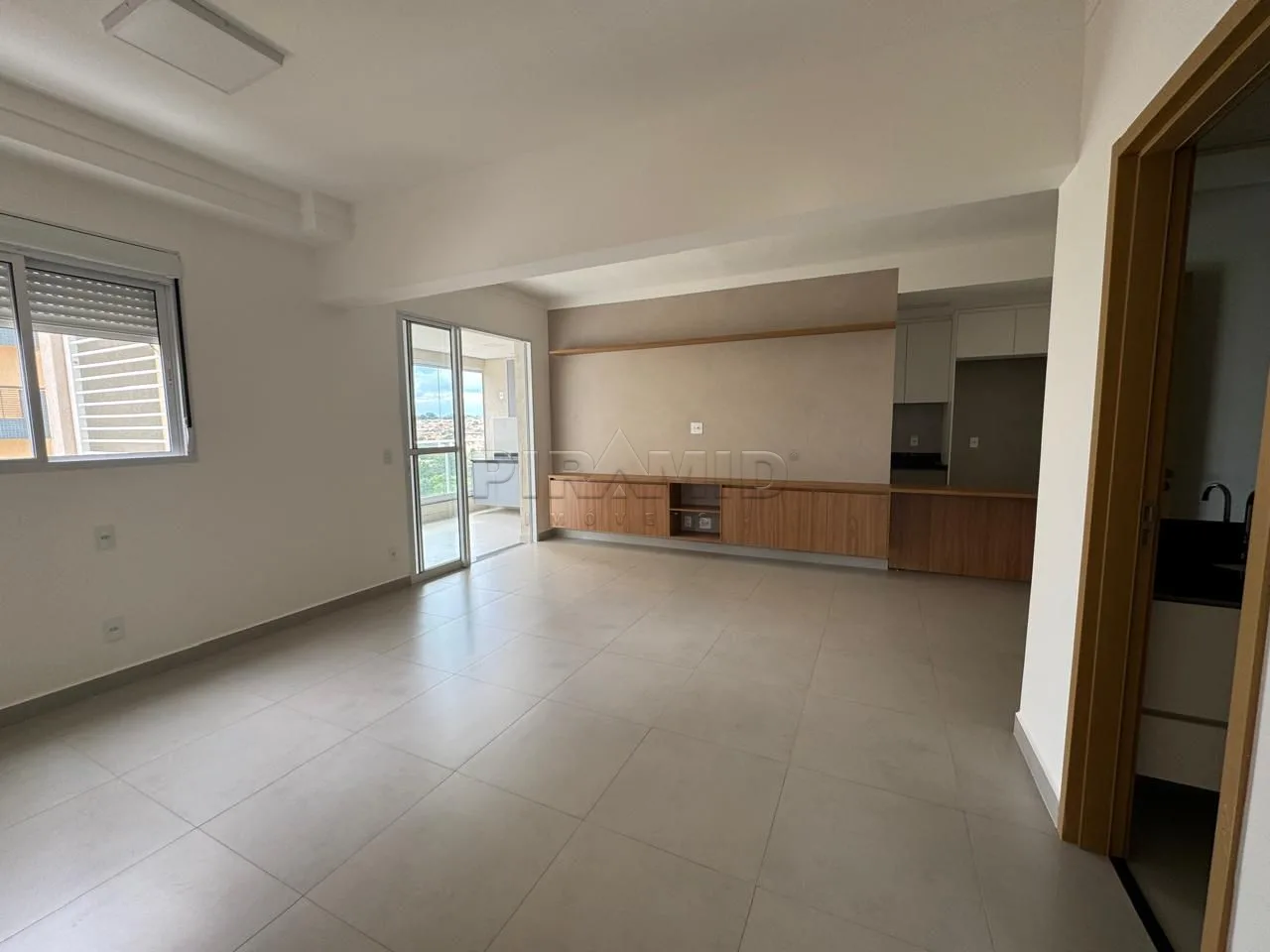 Alugar Apartamento / Padr&atilde;o em Ribeir&atilde;o Preto R$ 4.100,00 - Foto 3