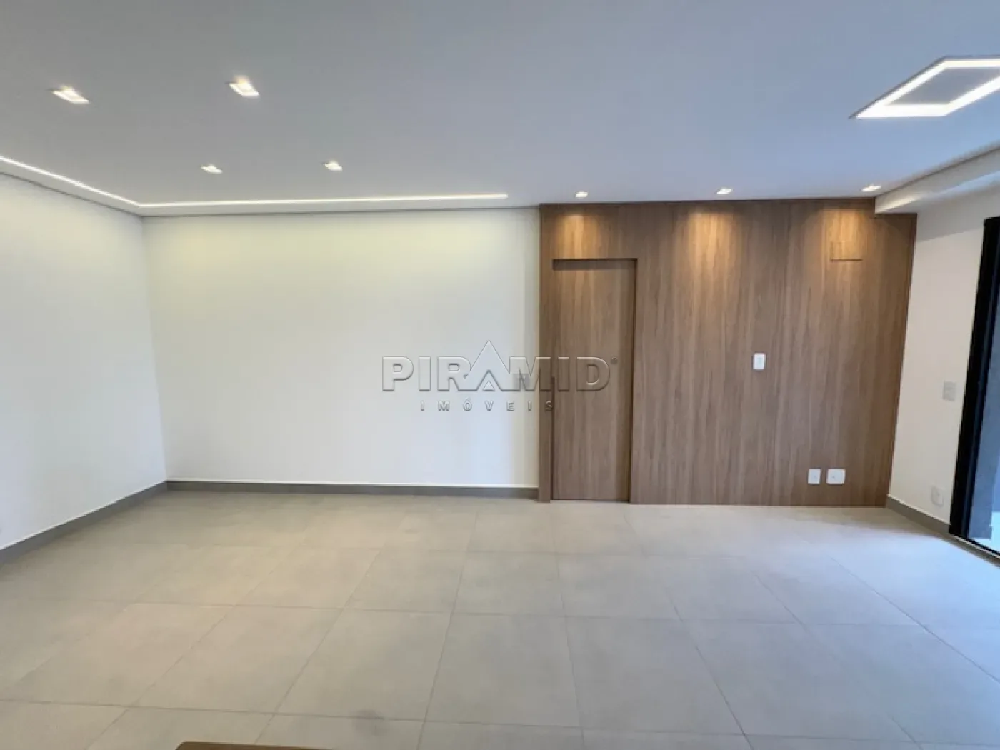 Alugar Apartamento / Padr&atilde;o em Ribeir&atilde;o Preto R$ 6.000,00 - Foto 1