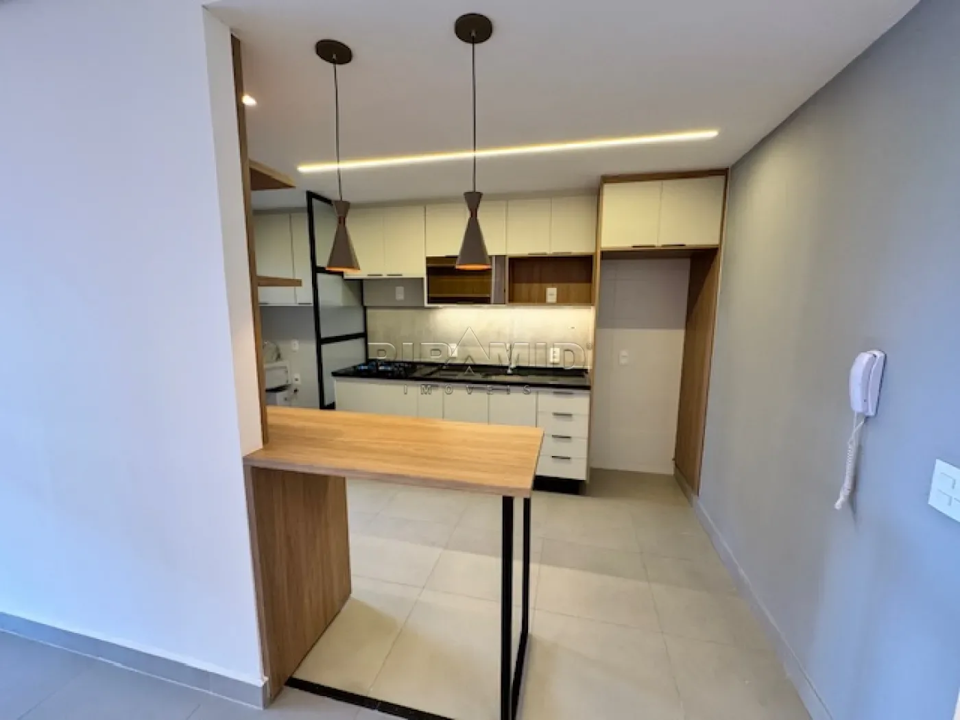 Alugar Apartamento / Padr&atilde;o em Ribeir&atilde;o Preto R$ 6.000,00 - Foto 19