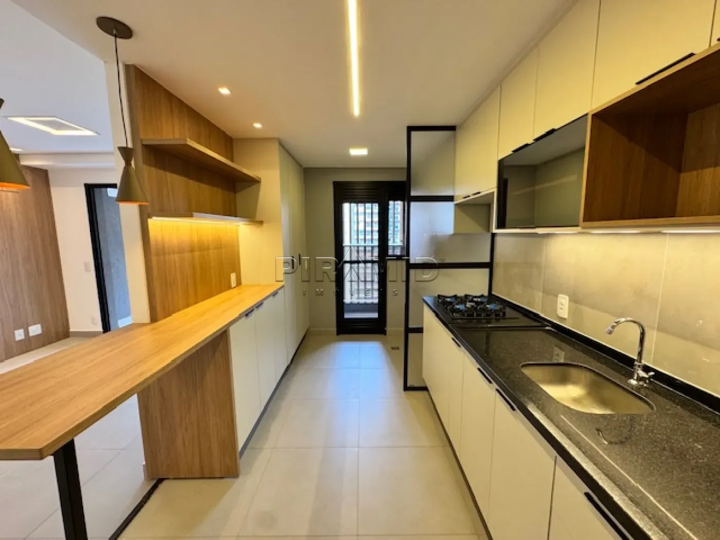 Alugar Apartamento / Padr&atilde;o em Ribeir&atilde;o Preto R$ 6.000,00 - Foto 24