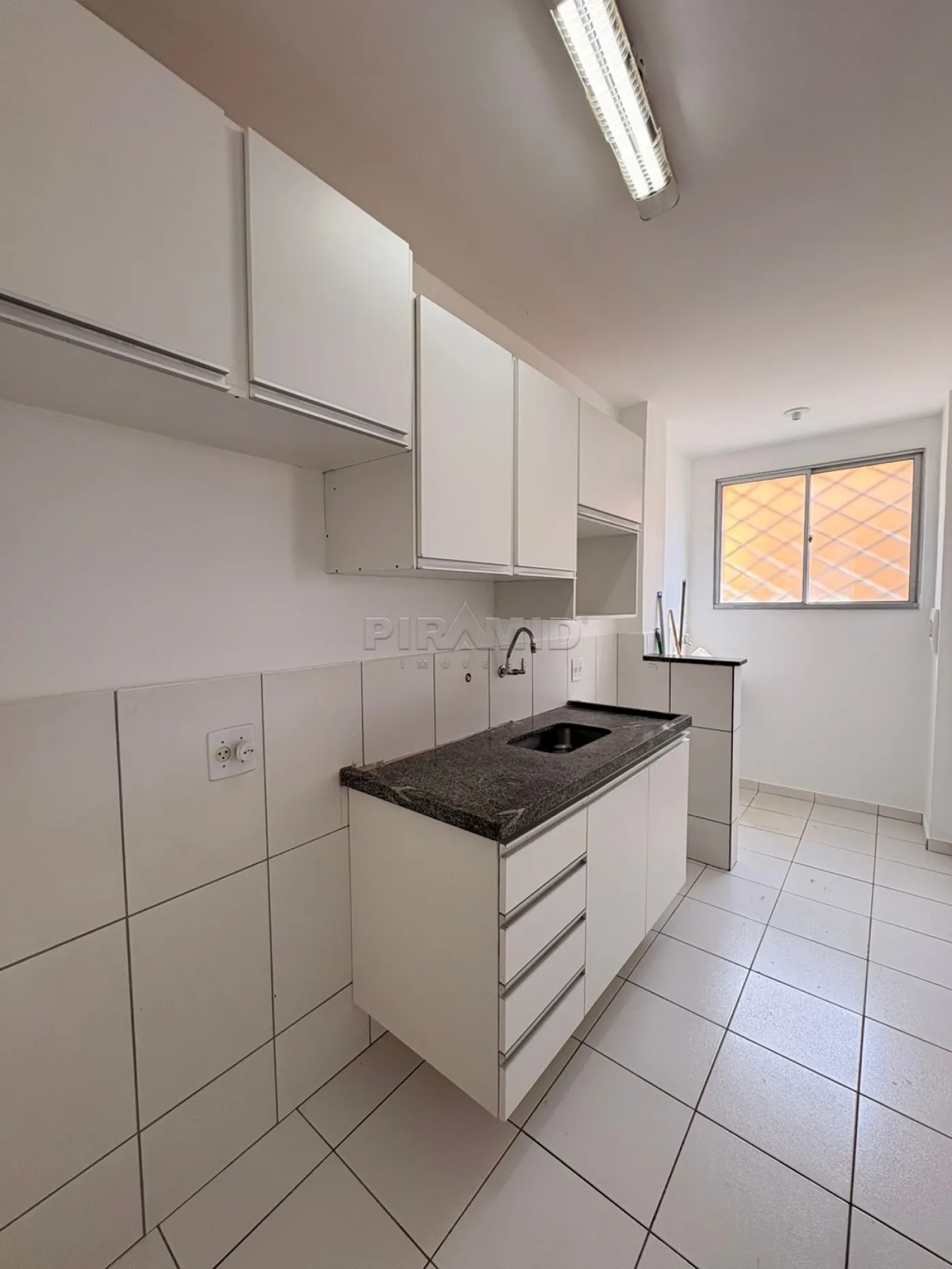 Comprar Apartamento / Padr&atilde;o em Ribeir&atilde;o Preto R$ 190.000,00 - Foto 5