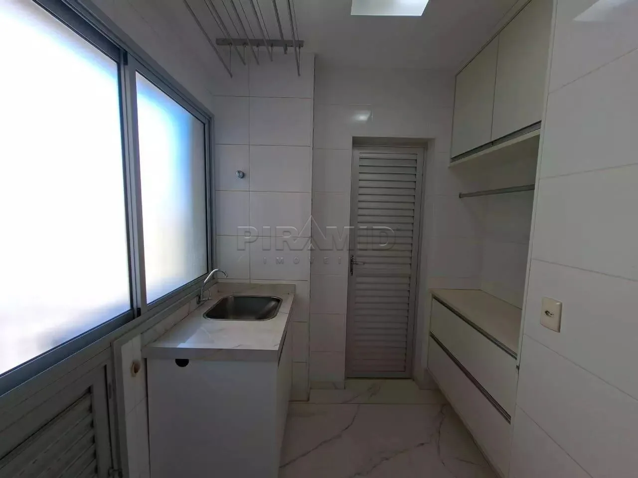 Alugar Apartamento / Padr&atilde;o em Ribeir&atilde;o Preto R$ 8.500,00 - Foto 21