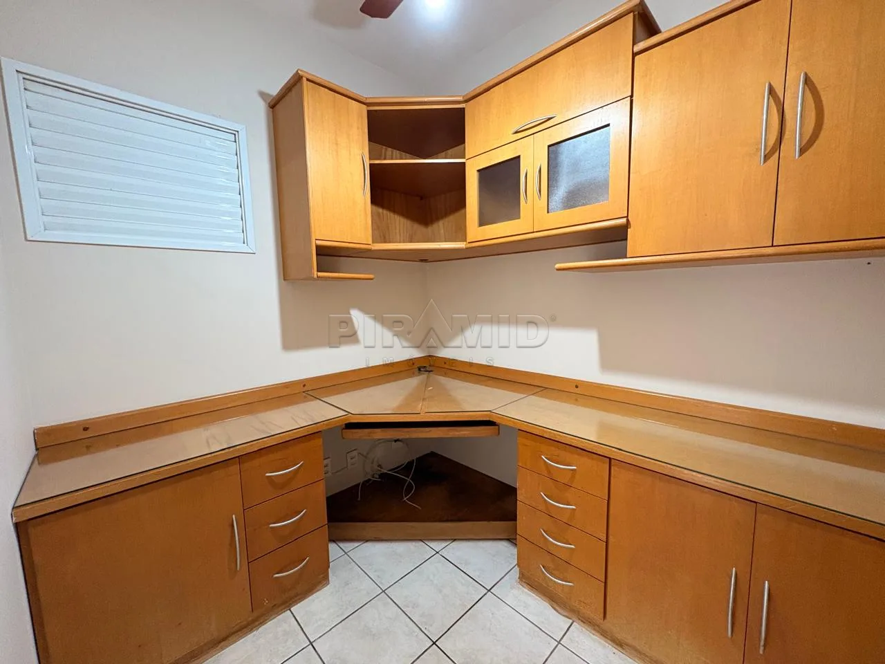 Alugar Casa / Condom&iacute;nio em Ribeir&atilde;o Preto R$ 6.000,00 - Foto 5