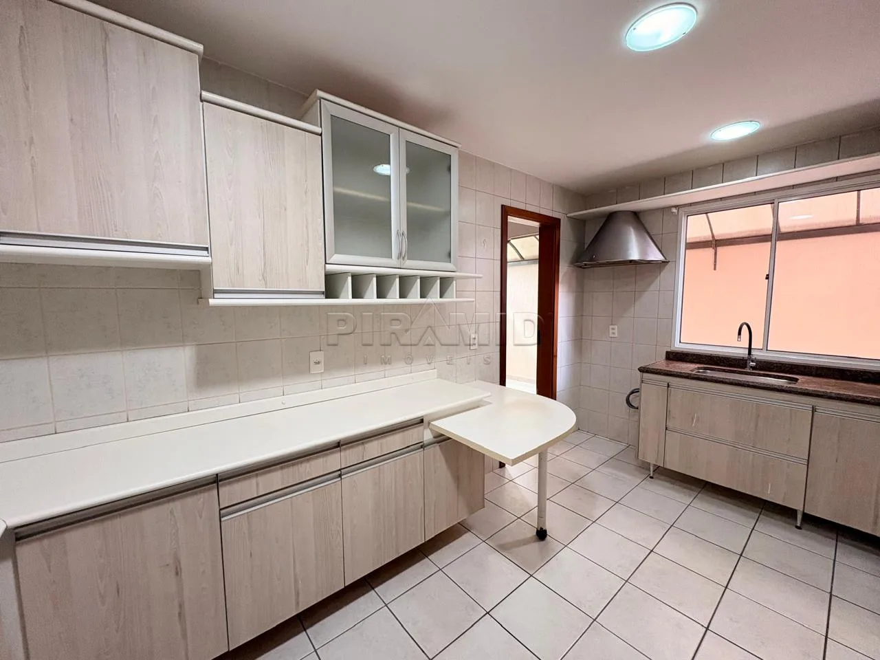 Alugar Casa / Condom&iacute;nio em Ribeir&atilde;o Preto R$ 6.000,00 - Foto 14