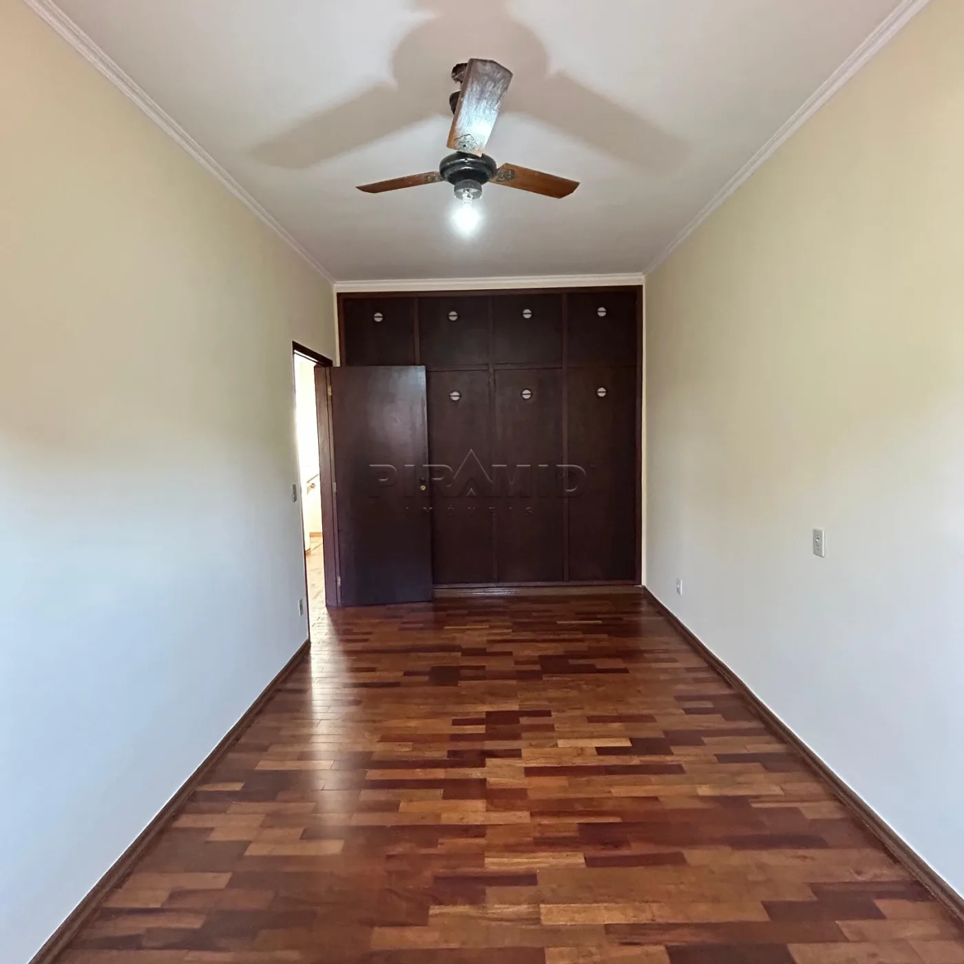 Alugar Casa / Padr&atilde;o em Ribeir&atilde;o Preto R$ 4.000,00 - Foto 19
