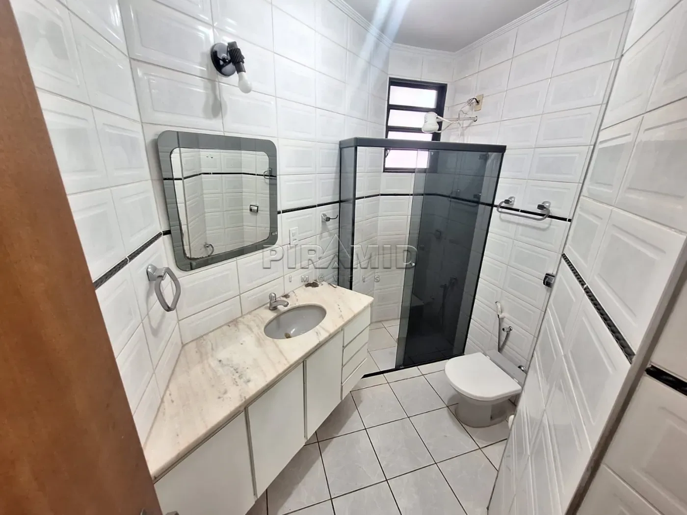 Alugar Apartamento / Padr&atilde;o em Ribeir&atilde;o Preto R$ 2.200,00 - Foto 8