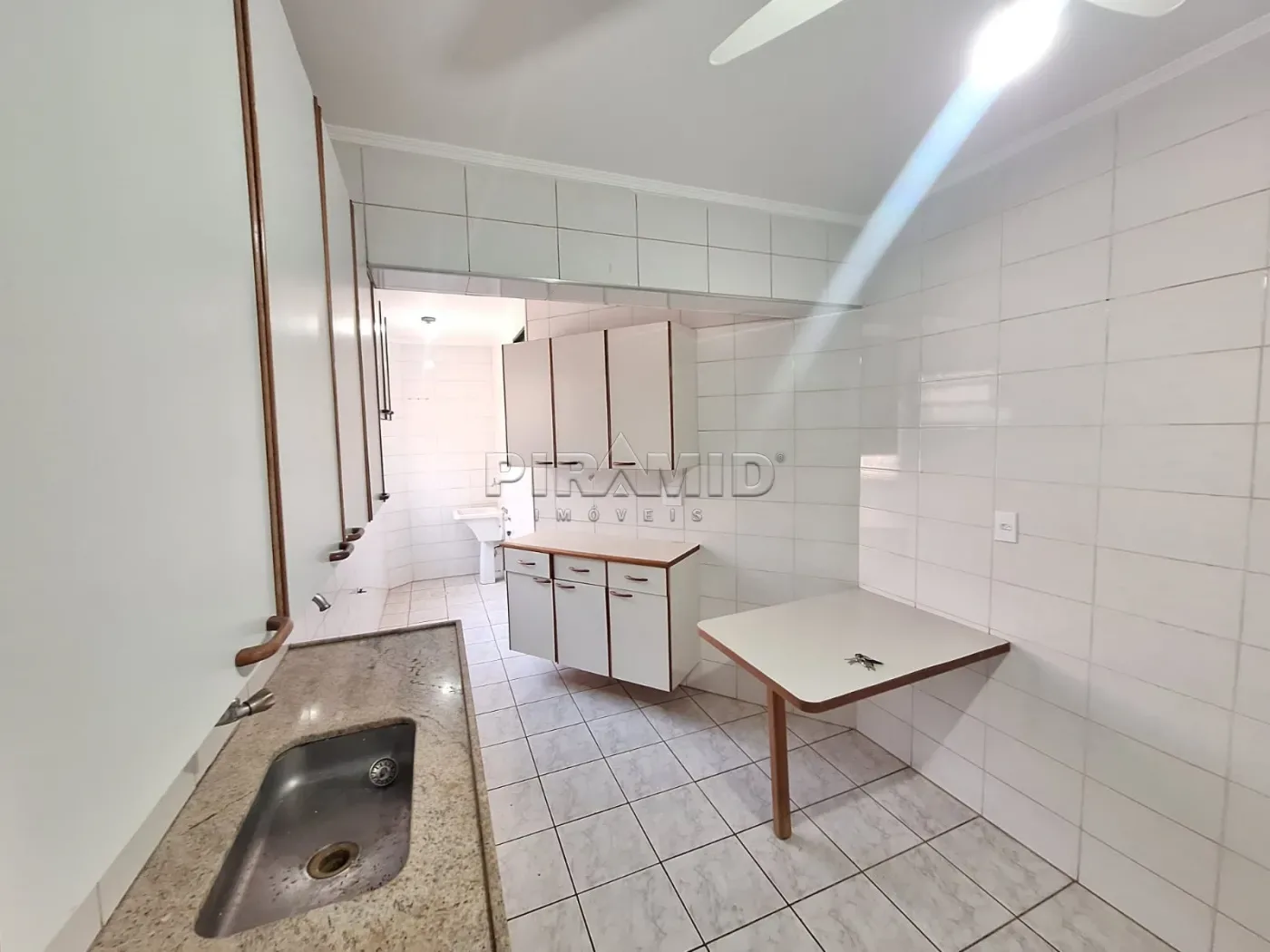 Alugar Apartamento / Padr&atilde;o em Ribeir&atilde;o Preto R$ 2.200,00 - Foto 13