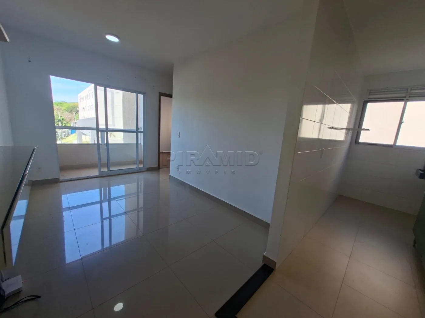 Alugar Apartamento / Padr&atilde;o em Ribeir&atilde;o Preto R$ 1.650,00 - Foto 8