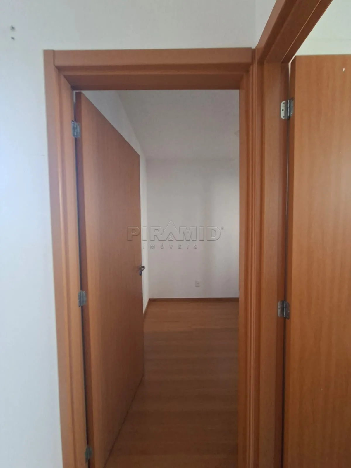 Alugar Apartamento / Padr&atilde;o em Ribeir&atilde;o Preto R$ 1.650,00 - Foto 22