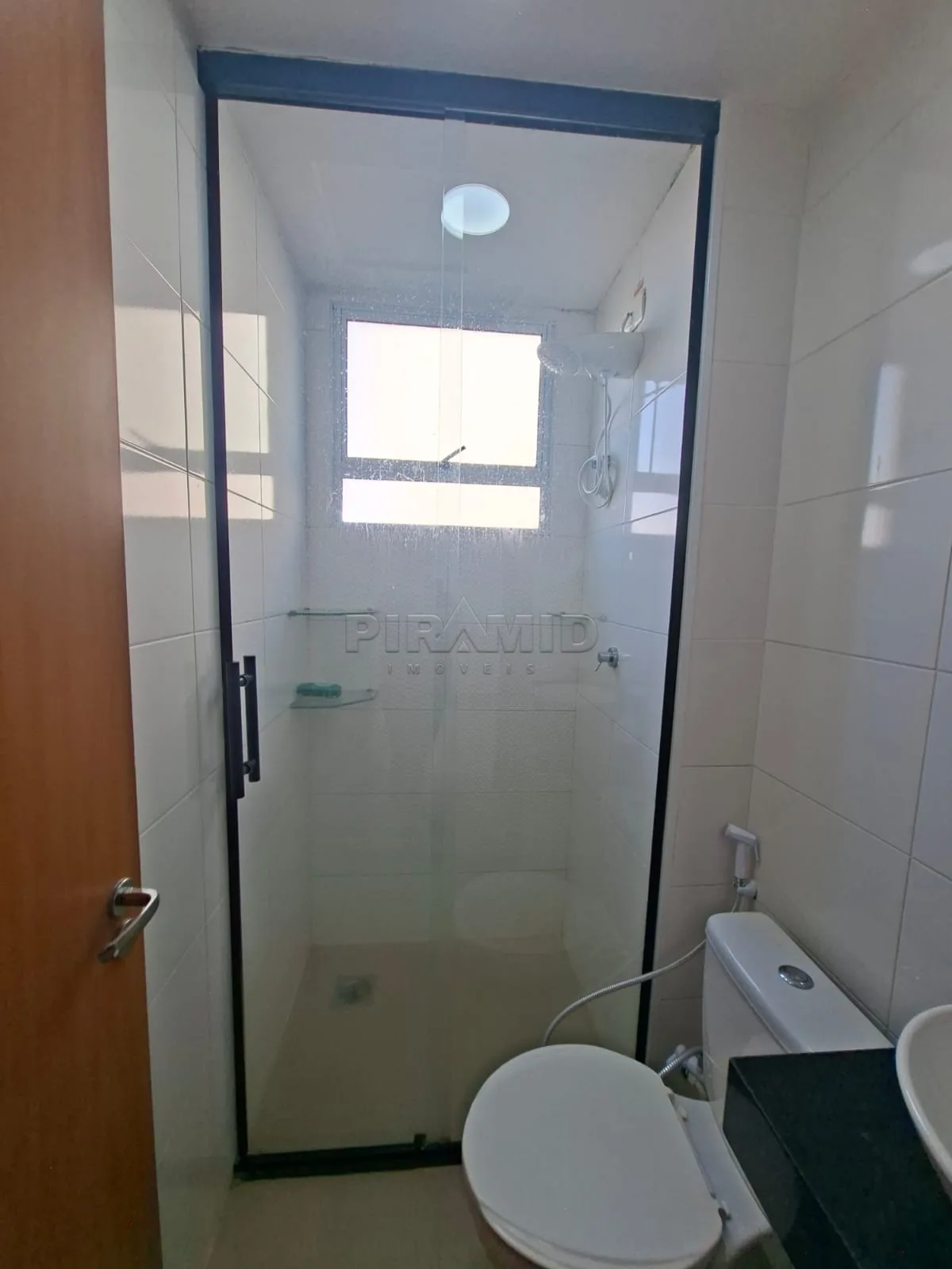 Alugar Apartamento / Padr&atilde;o em Ribeir&atilde;o Preto R$ 1.650,00 - Foto 27