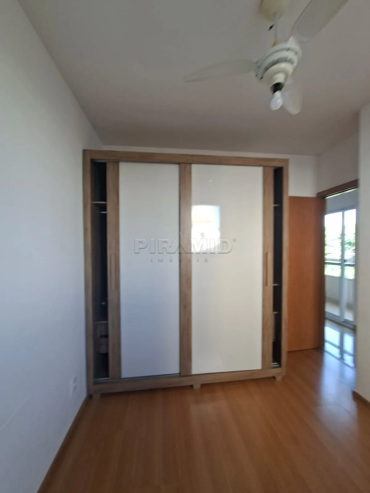 Alugar Apartamento / Padr&atilde;o em Ribeir&atilde;o Preto R$ 1.650,00 - Foto 32