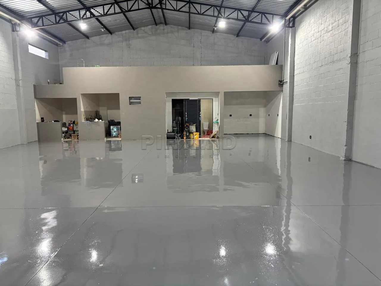 Alugar Comercial / Galp&atilde;o  Barrac&atilde;o em Ribeir&atilde;o Preto R$ 9.000,00 - Foto 3