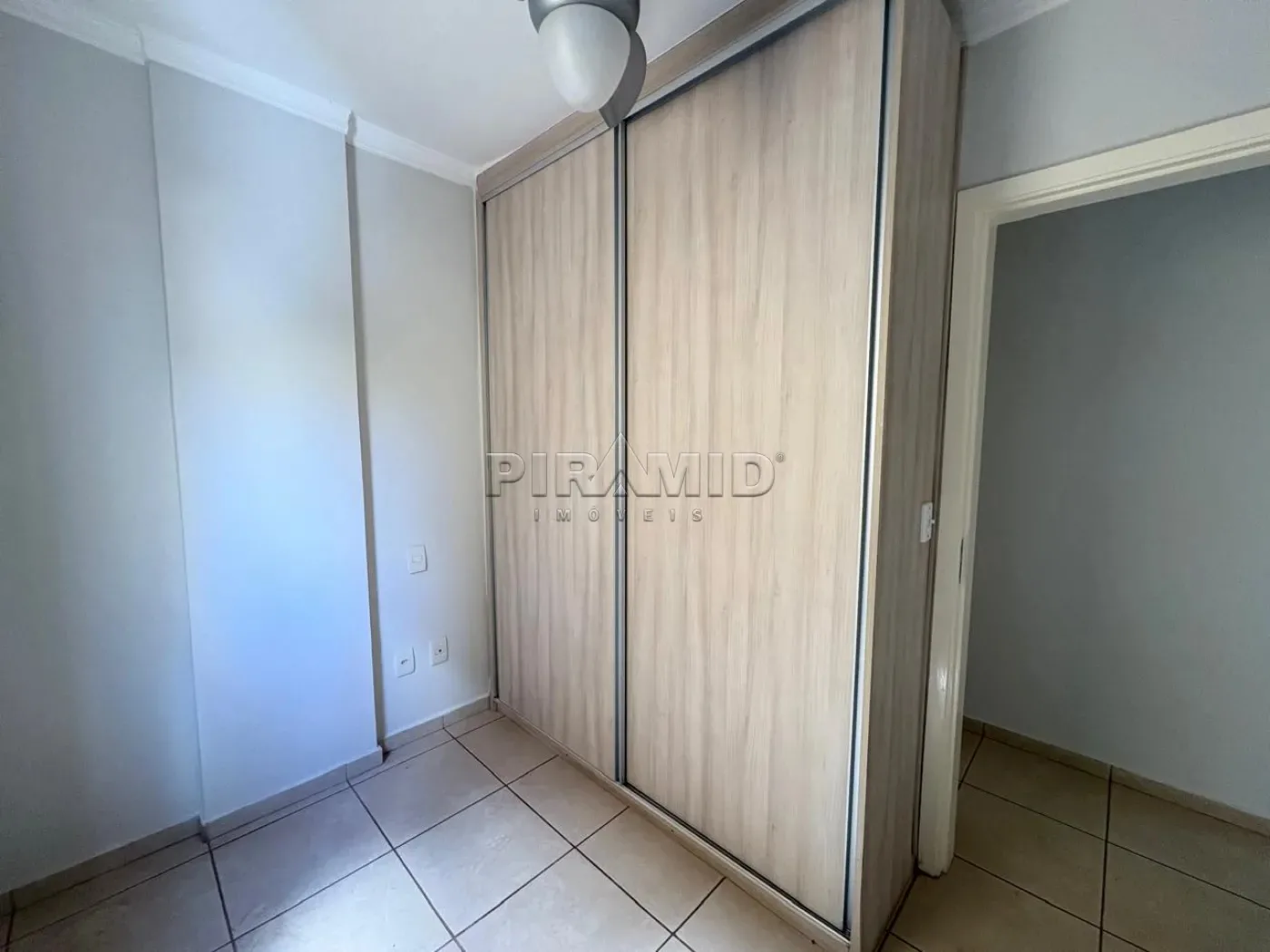 Alugar Apartamento / Padr&atilde;o em Ribeir&atilde;o Preto R$ 2.200,00 - Foto 8
