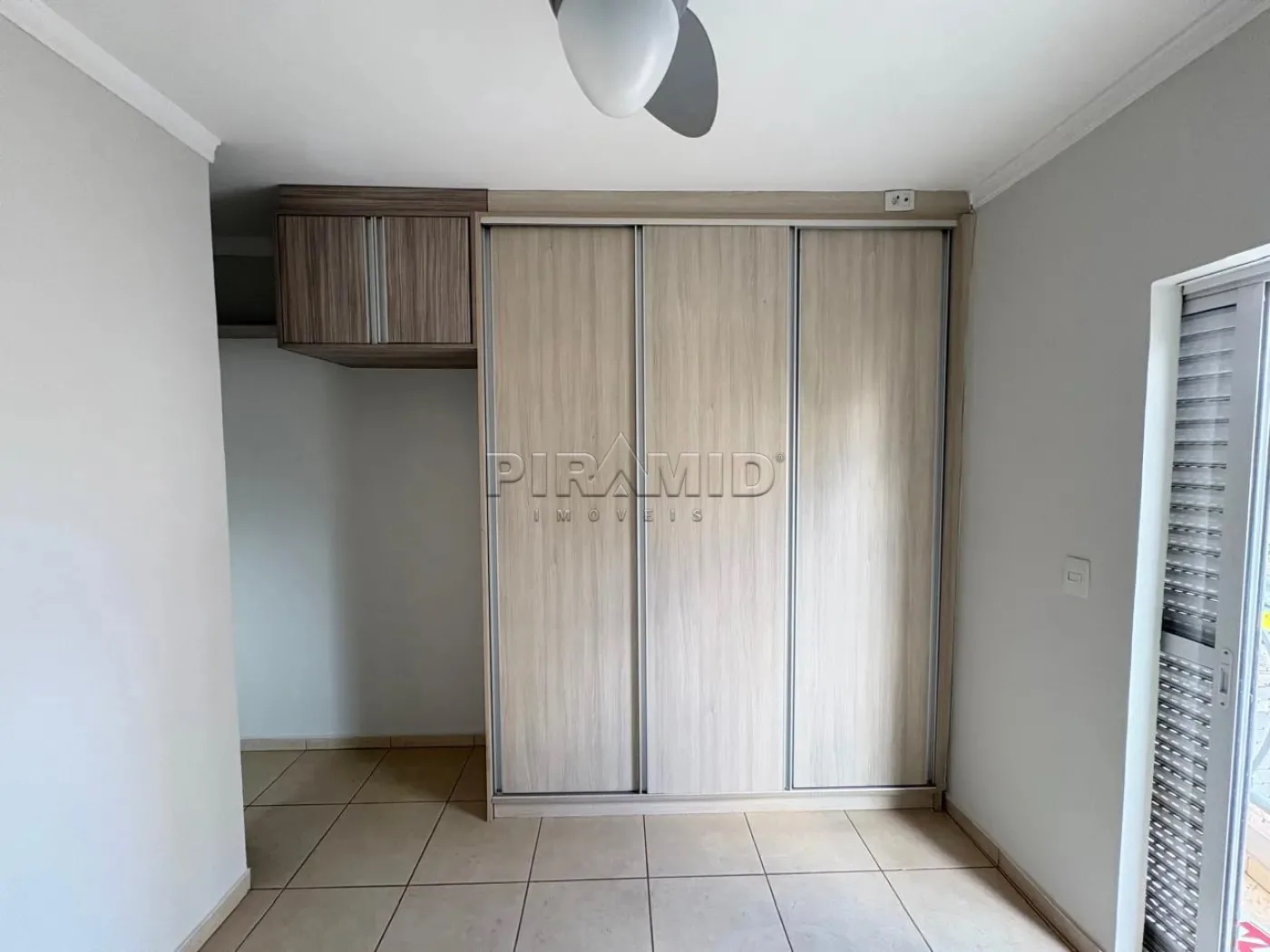 Alugar Apartamento / Padr&atilde;o em Ribeir&atilde;o Preto R$ 2.200,00 - Foto 12