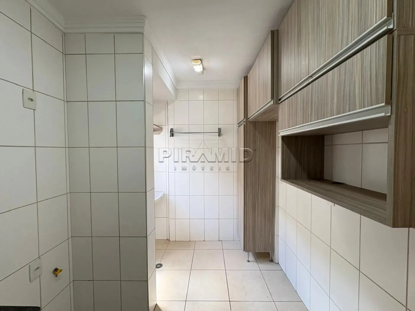 Alugar Apartamento / Padr&atilde;o em Ribeir&atilde;o Preto R$ 2.200,00 - Foto 20