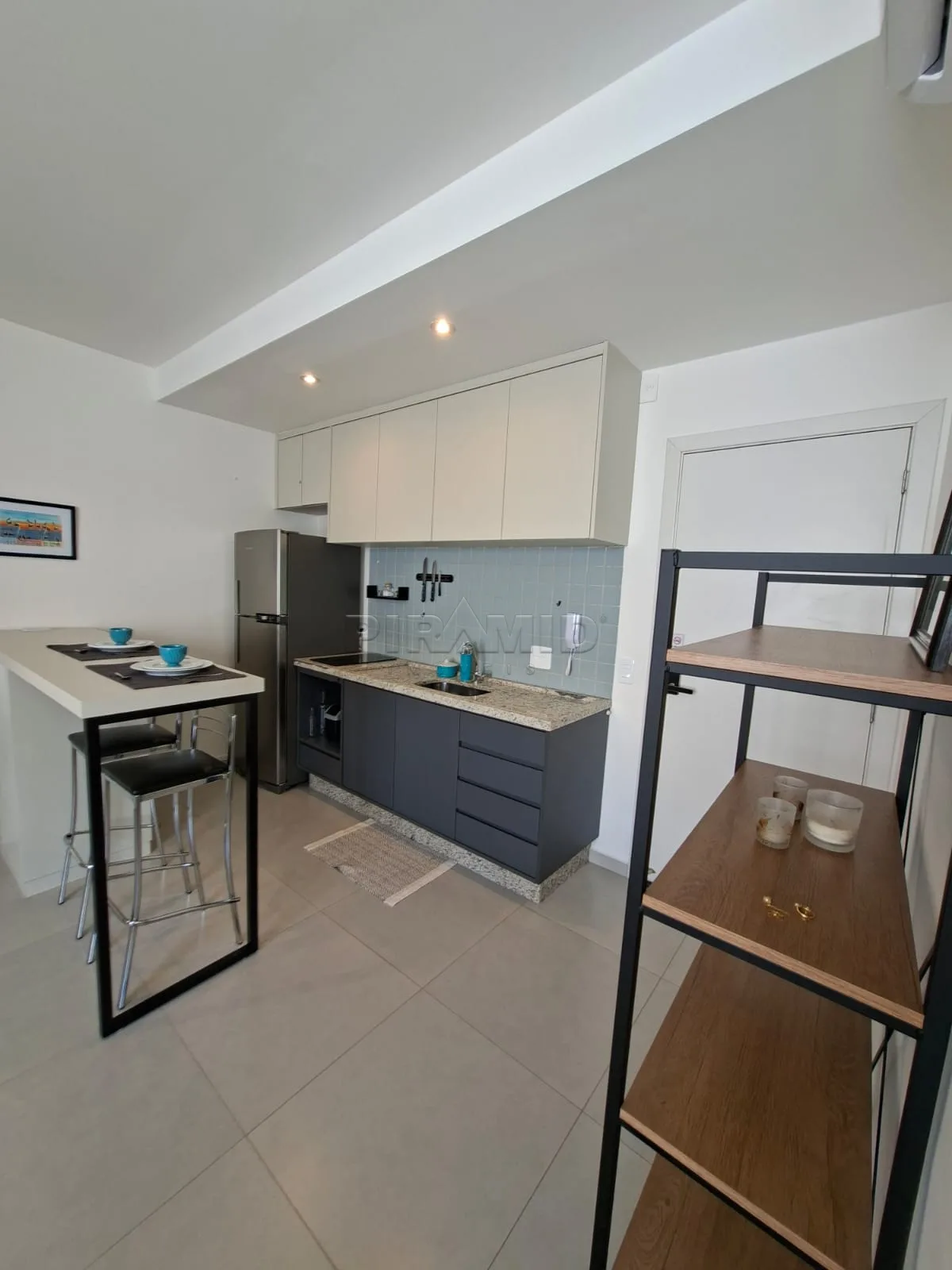 Alugar Apartamento / Padr&atilde;o em Ribeir&atilde;o Preto R$ 1.990,00 - Foto 6
