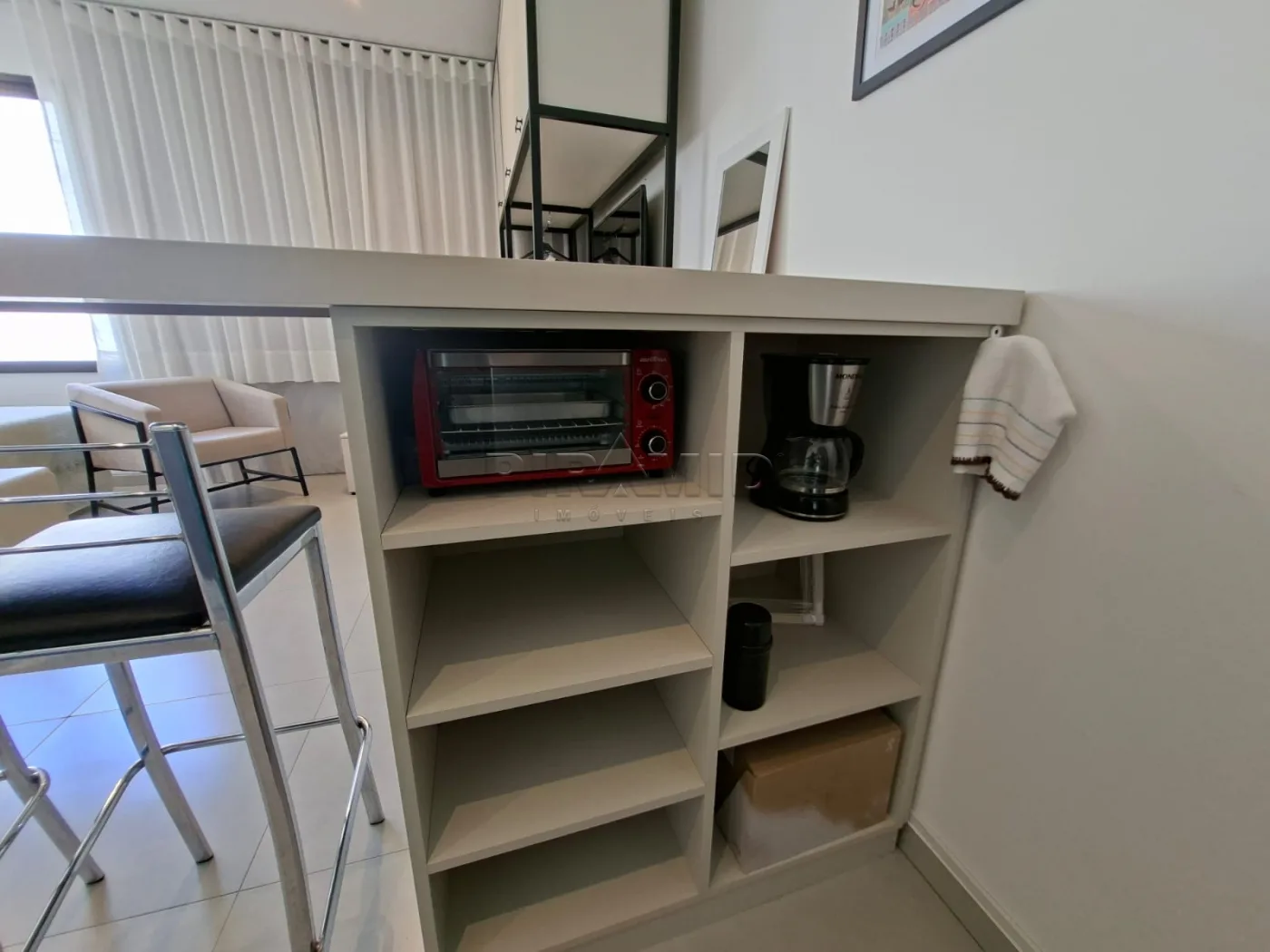 Alugar Apartamento / Padr&atilde;o em Ribeir&atilde;o Preto R$ 1.990,00 - Foto 8