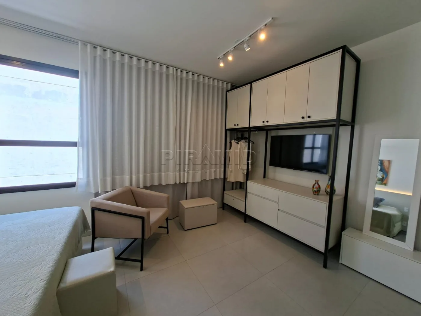Alugar Apartamento / Padr&atilde;o em Ribeir&atilde;o Preto R$ 1.990,00 - Foto 11