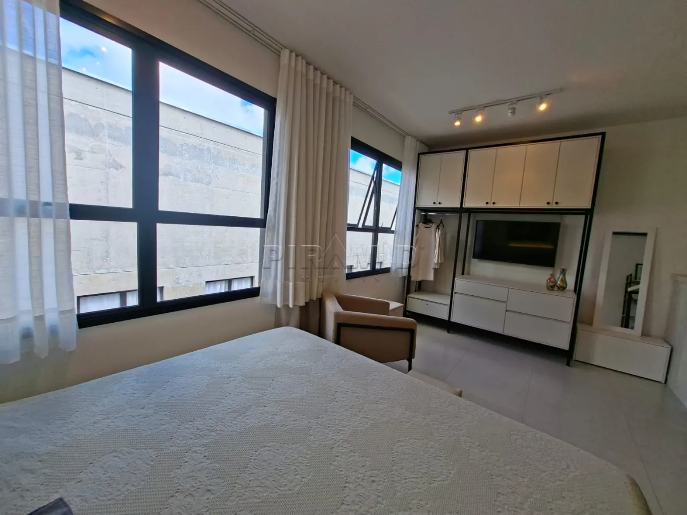 Alugar Apartamento / Padr&atilde;o em Ribeir&atilde;o Preto R$ 1.990,00 - Foto 12