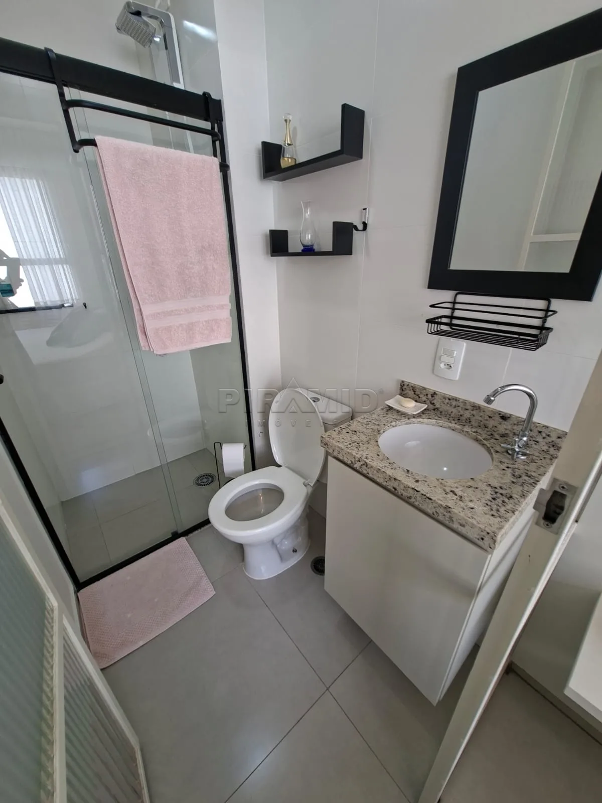 Alugar Apartamento / Padr&atilde;o em Ribeir&atilde;o Preto R$ 1.990,00 - Foto 16