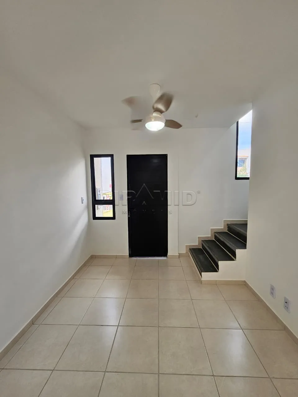 Alugar Casa / Condom&iacute;nio em Ribeir&atilde;o Preto R$ 2.150,00 - Foto 2
