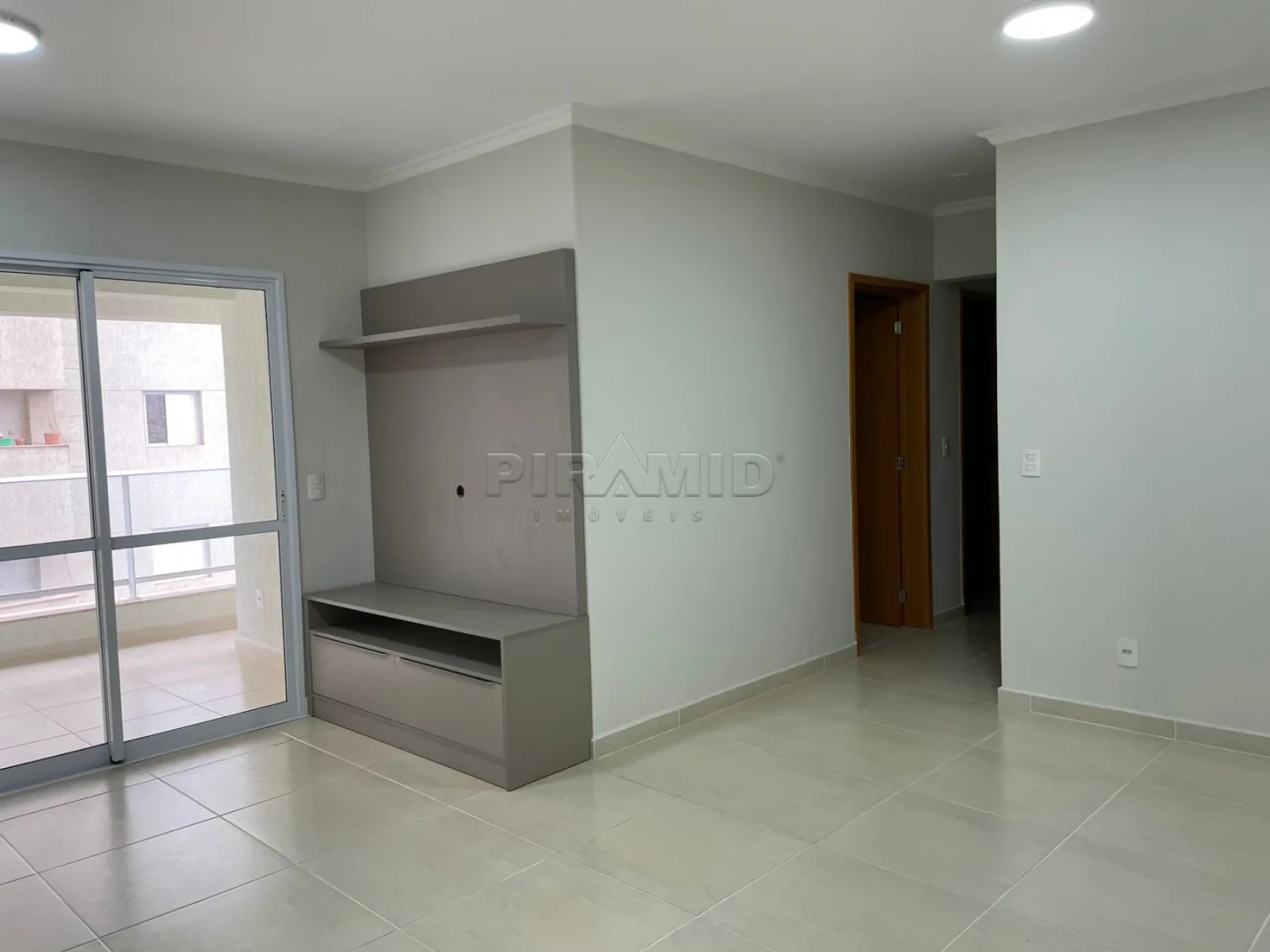 Alugar Apartamento / Padr&atilde;o em Ribeir&atilde;o Preto R$ 4.000,00 - Foto 1