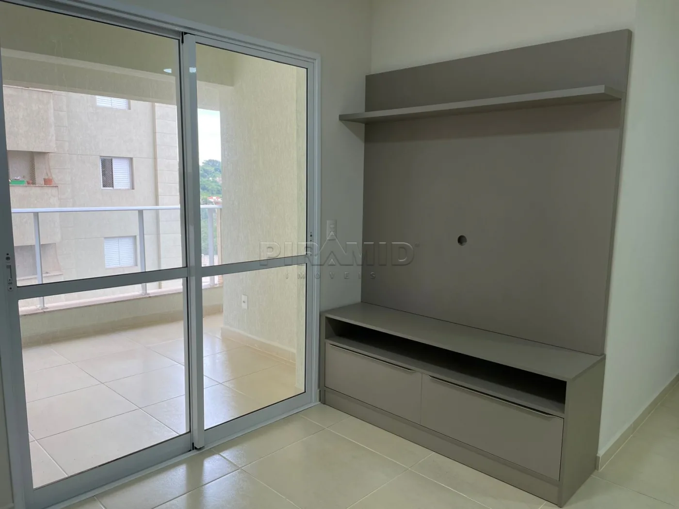 Alugar Apartamento / Padr&atilde;o em Ribeir&atilde;o Preto R$ 4.000,00 - Foto 2