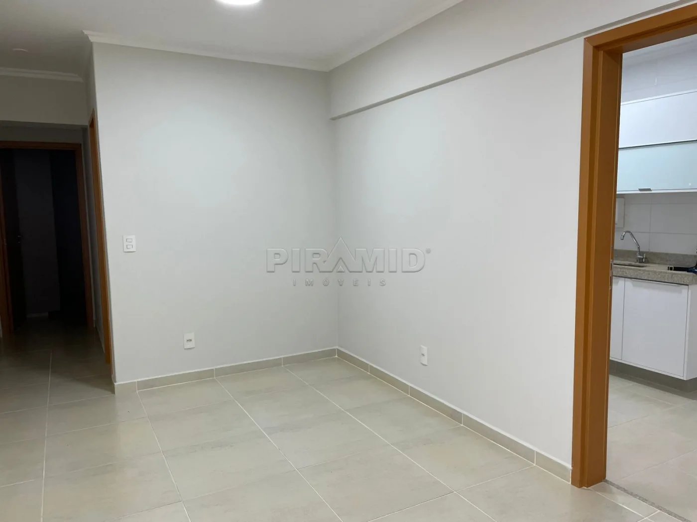 Alugar Apartamento / Padr&atilde;o em Ribeir&atilde;o Preto R$ 4.000,00 - Foto 3