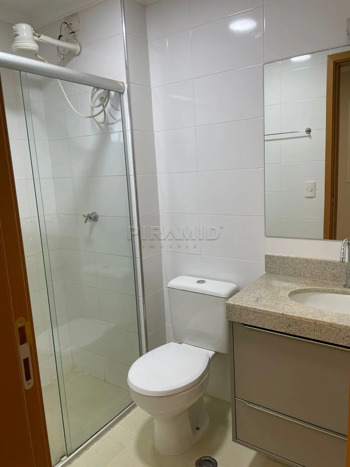 Alugar Apartamento / Padr&atilde;o em Ribeir&atilde;o Preto R$ 4.000,00 - Foto 14