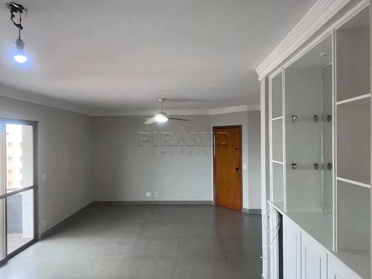 Alugar Apartamento / Padr&atilde;o em Ribeir&atilde;o Preto R$ 2.850,00 - Foto 4