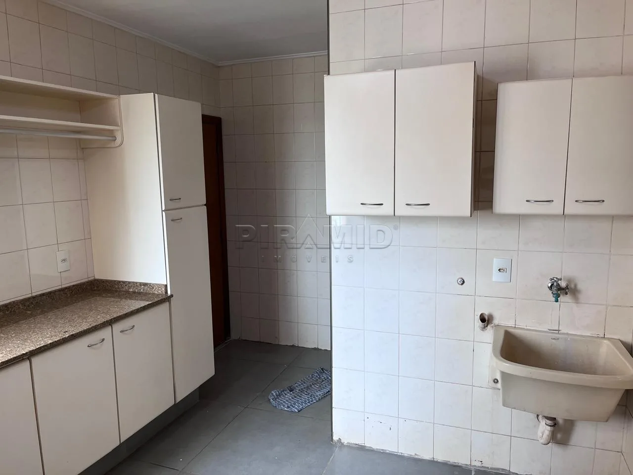 Alugar Apartamento / Padr&atilde;o em Ribeir&atilde;o Preto R$ 2.850,00 - Foto 19