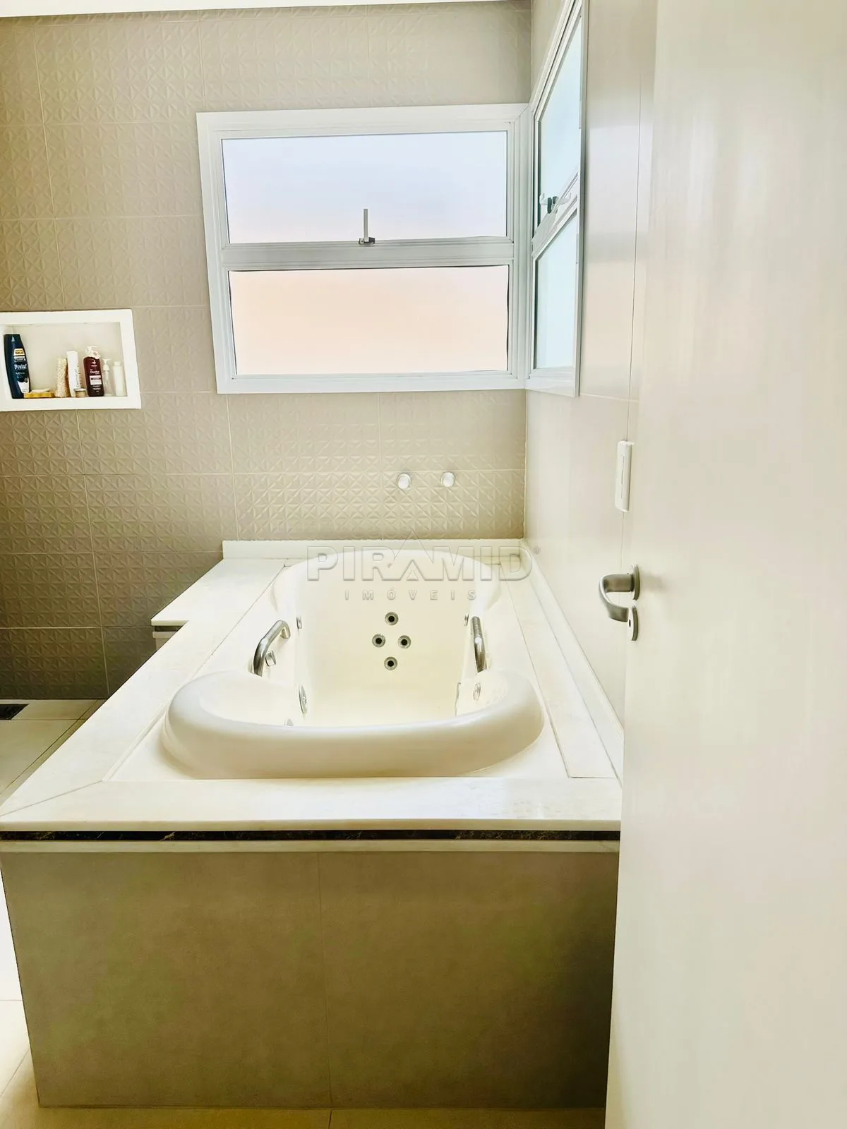 Comprar Casa / Padr&atilde;o em Ribeir&atilde;o Preto R$ 850.000,00 - Foto 18