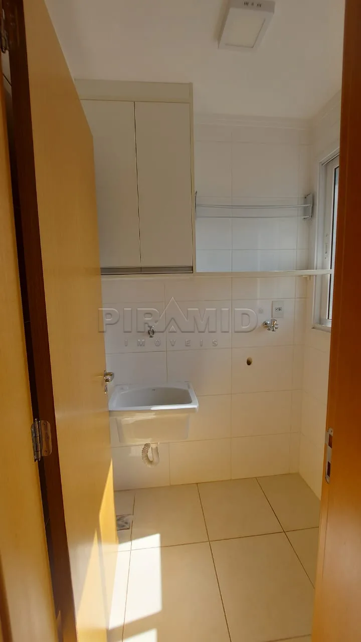 Alugar Apartamento / Padr&atilde;o em Ribeir&atilde;o Preto R$ 2.000,00 - Foto 12