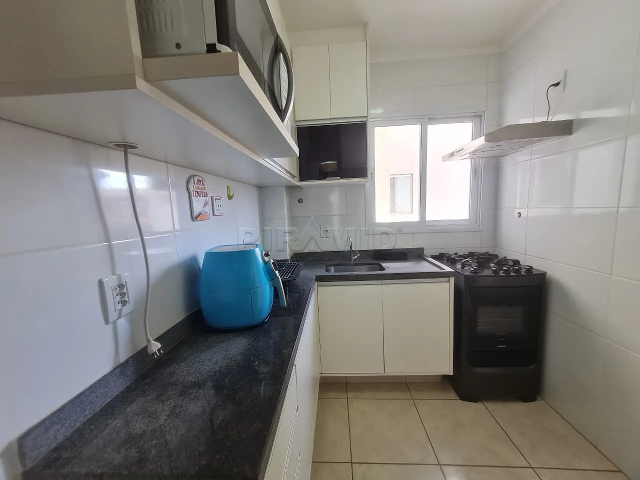 Alugar Apartamento / Padr&atilde;o em Ribeir&atilde;o Preto R$ 1.800,00 - Foto 5