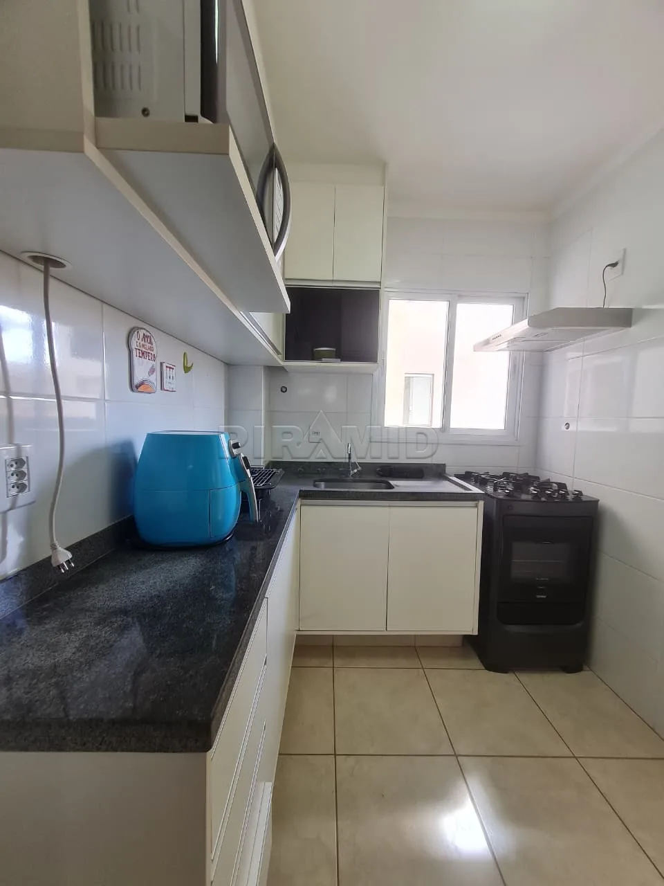 Alugar Apartamento / Padr&atilde;o em Ribeir&atilde;o Preto R$ 1.800,00 - Foto 6