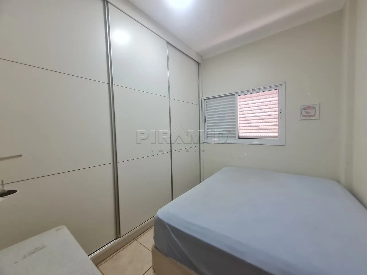 Alugar Apartamento / Padr&atilde;o em Ribeir&atilde;o Preto R$ 1.800,00 - Foto 8