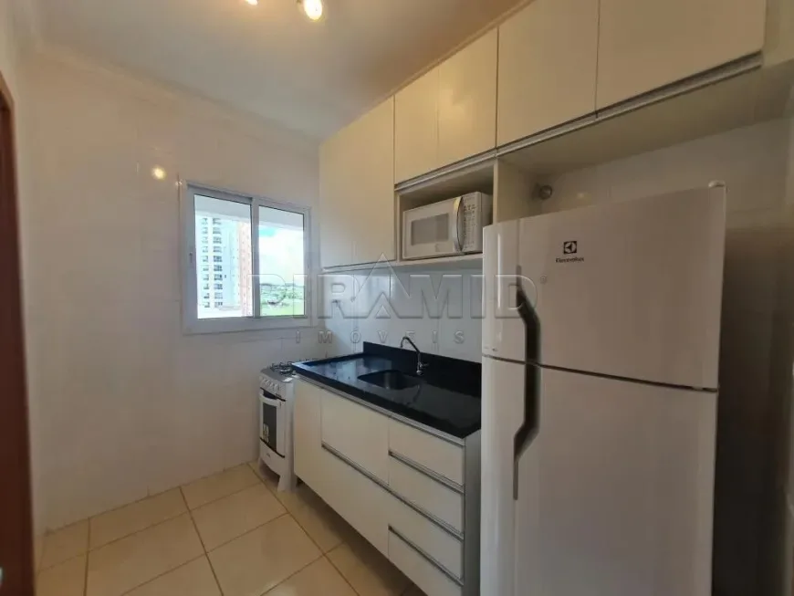 Alugar Apartamento / Padr&atilde;o em Ribeir&atilde;o Preto R$ 1.800,00 - Foto 5