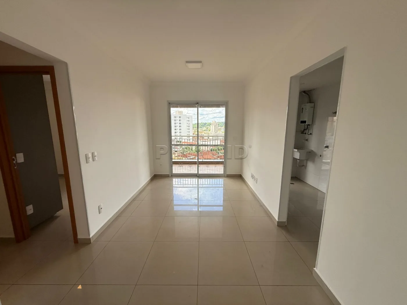 Alugar Apartamento / Padr&atilde;o em Ribeir&atilde;o Preto R$ 2.400,00 - Foto 1