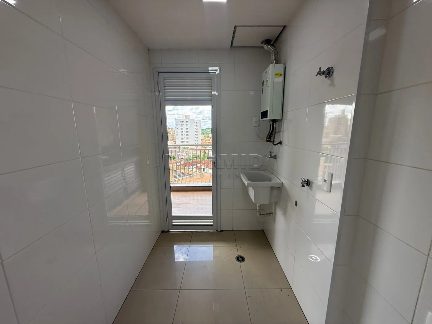 Alugar Apartamento / Padr&atilde;o em Ribeir&atilde;o Preto R$ 2.400,00 - Foto 10
